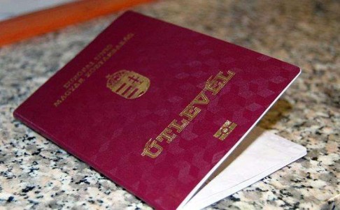 obtain a Hungarian passport